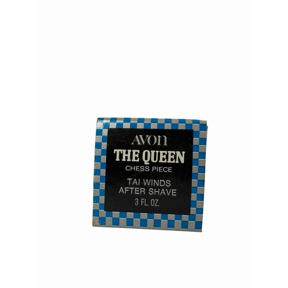 FULL Avon The Queen Chess Piece Oland After Shave Bottle with Box 3 fl oz